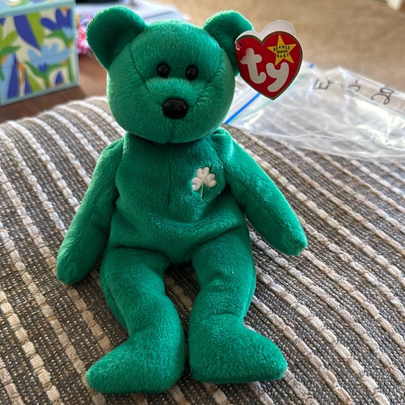 1997 Erin Beanie Baby with 4 Tag Errors and PE Pellets - Picture 1 of 6